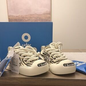 Ouder Smile Zebra Print Shoes - Black and White